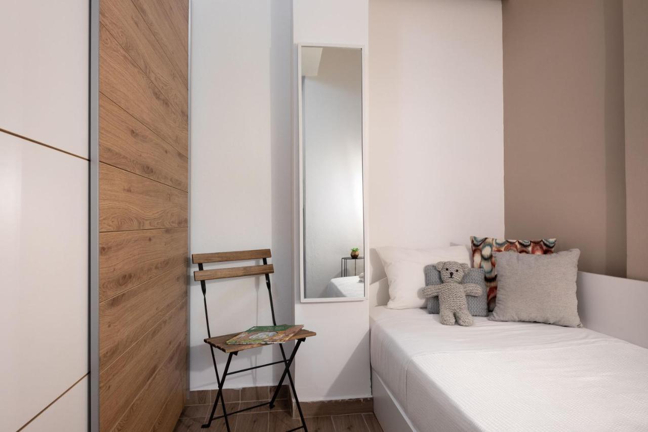 Mystique 2 Bd Aparment By Blupine Apartamento Atenas Exterior foto